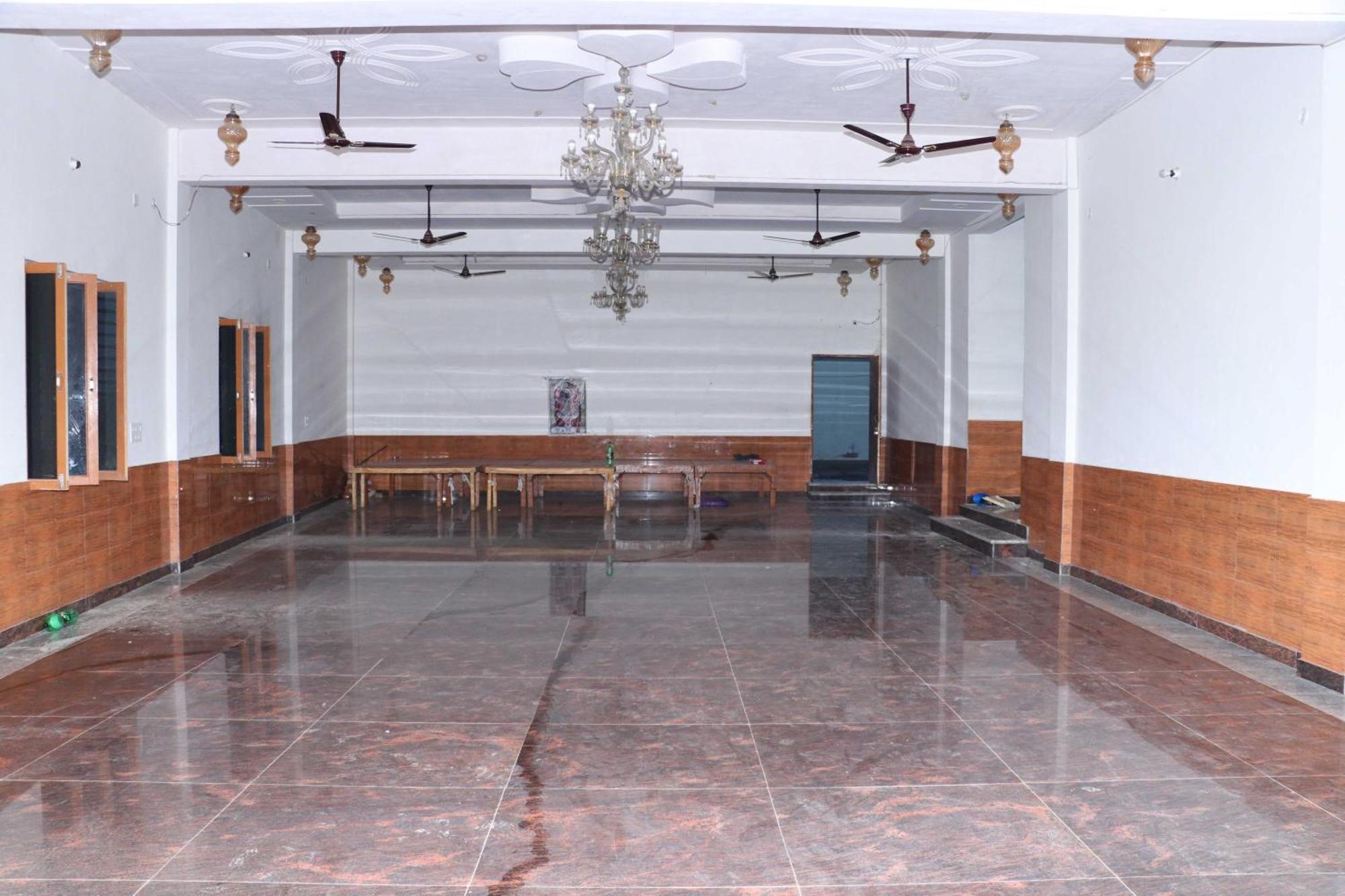 Hotel O Pop Angoori Farm House Mathura Exteriér fotografie