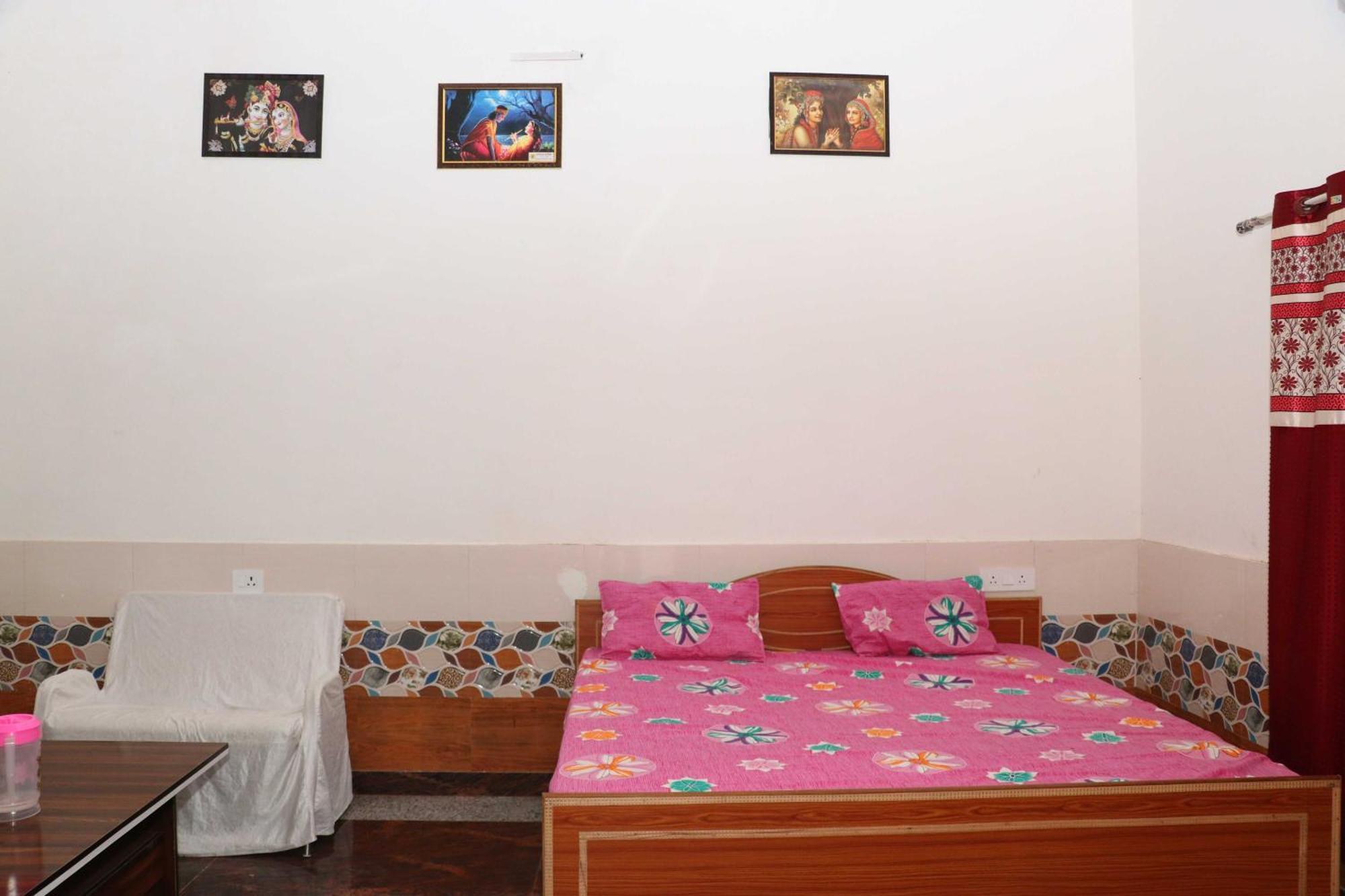 Hotel O Pop Angoori Farm House Mathura Exteriér fotografie